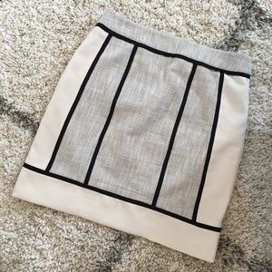 Ann Taylor A-line mid-thigh herring bone skirt